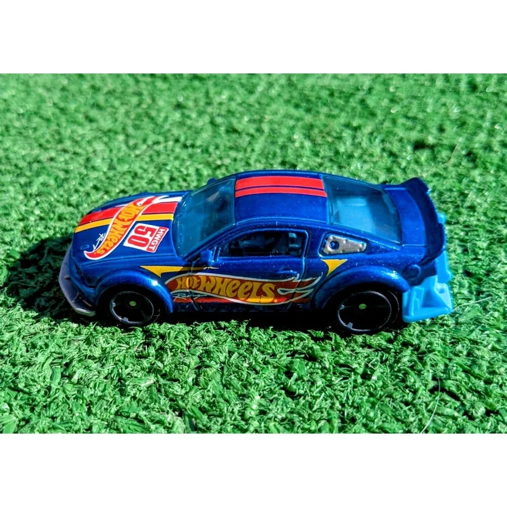 2017 Hot Wheels 2005 Ford Mustang Blue HW Race Team 280/365 #K17 EUC
